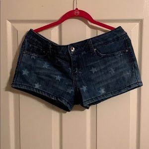 Cute star printed shorts 🌟